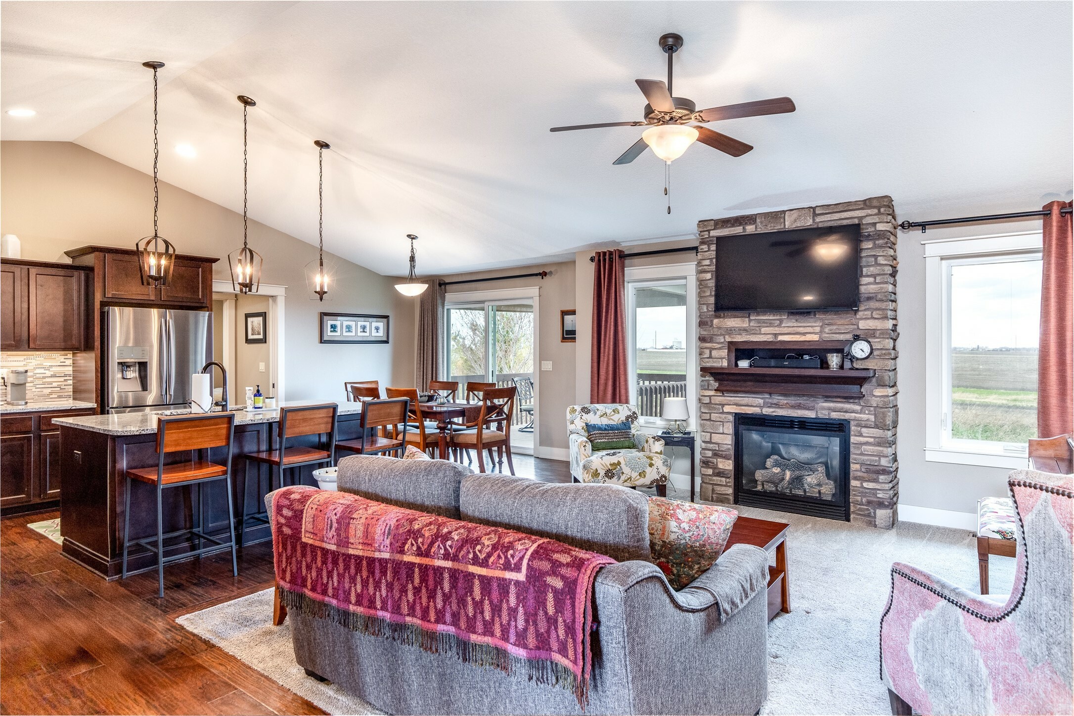 Property Photo: 610 NW Autumn Crest Drive IA 50023