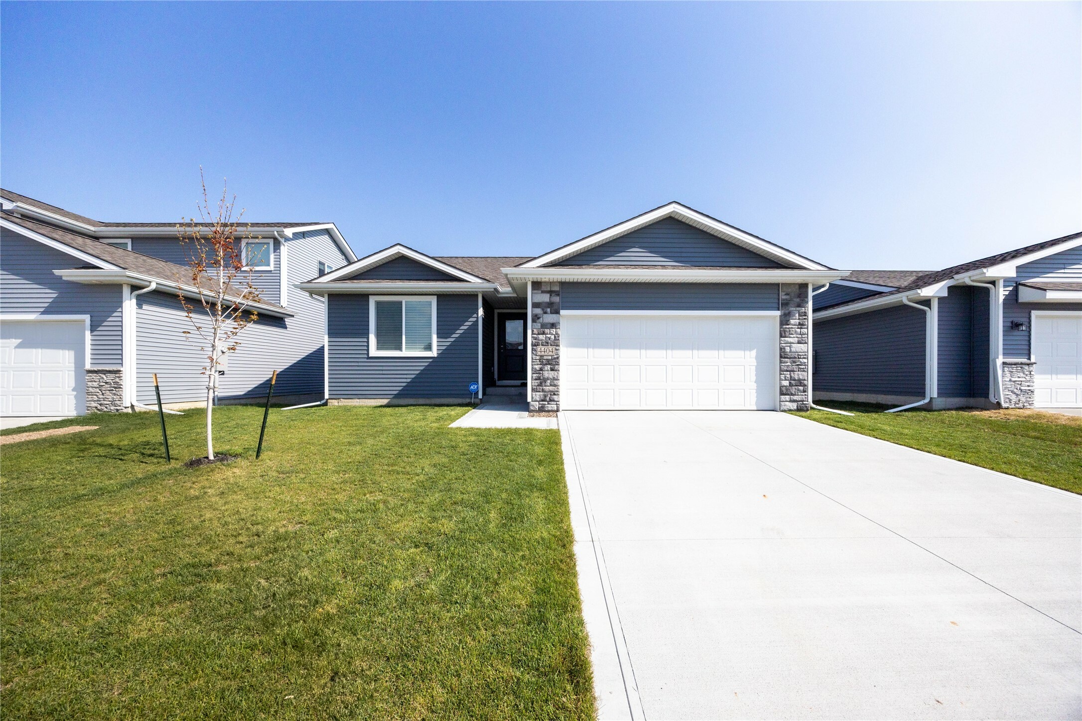 Property Photo: 4404 NW 12th Street IA 50023