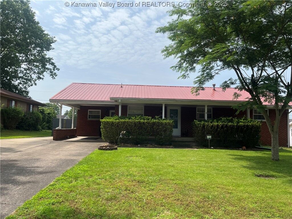 Property Photo:  718 Flinn Avenue  WV 26164 