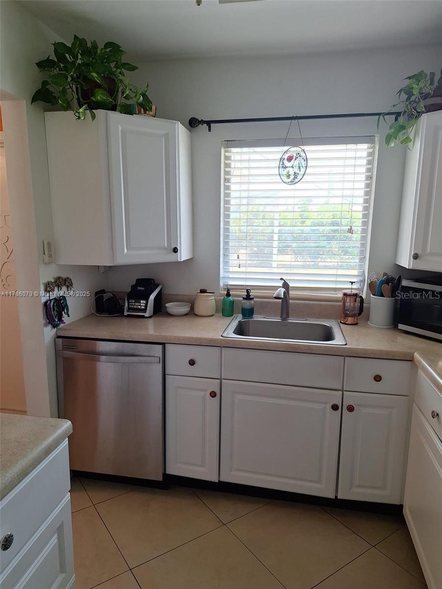 Property Photo:  361 Fairhaven Street  FL 33952 