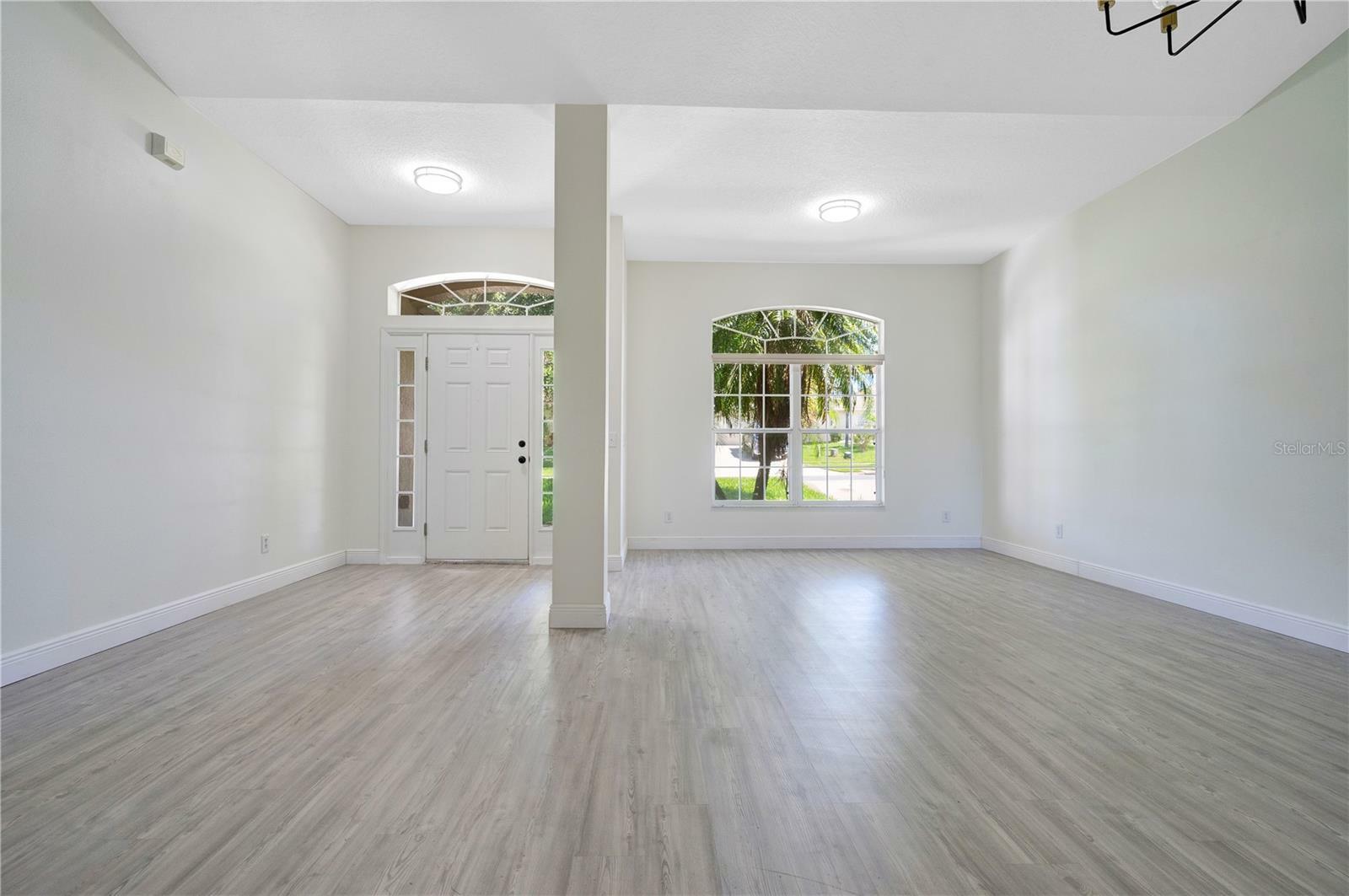 Property Photo: 1375 Willow Wind Drive FL 34711