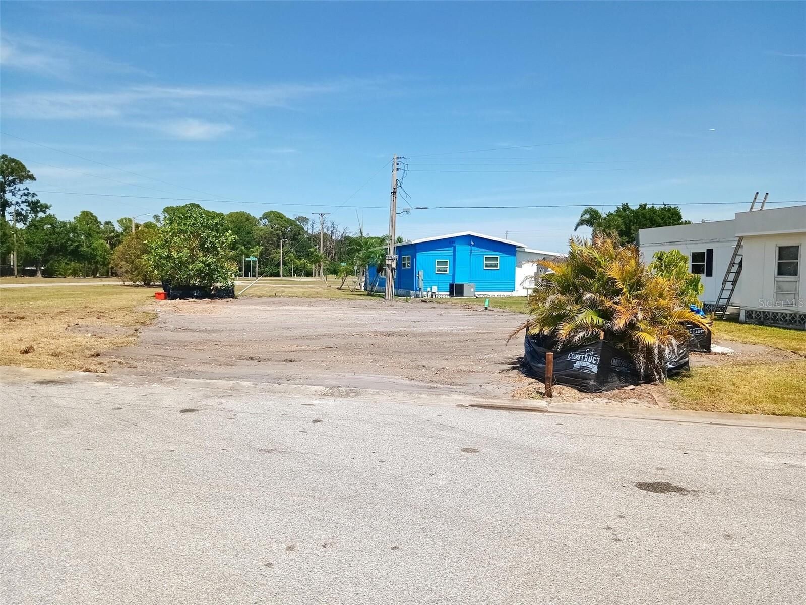 Property Photo: 5316 Pebble Beach Avenue FL 34234