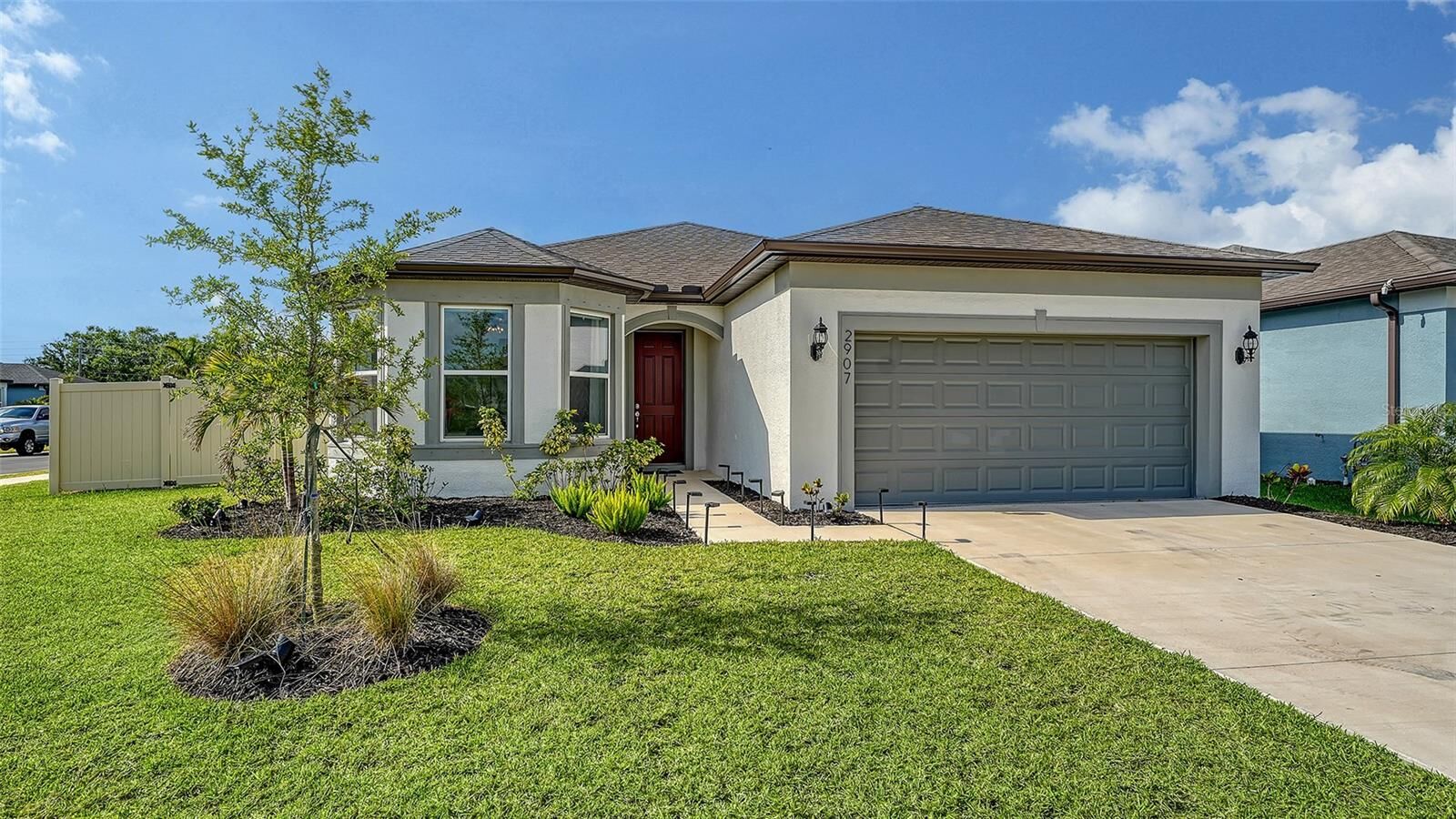Property Photo:  2907 61st Terrace E  FL 34222
