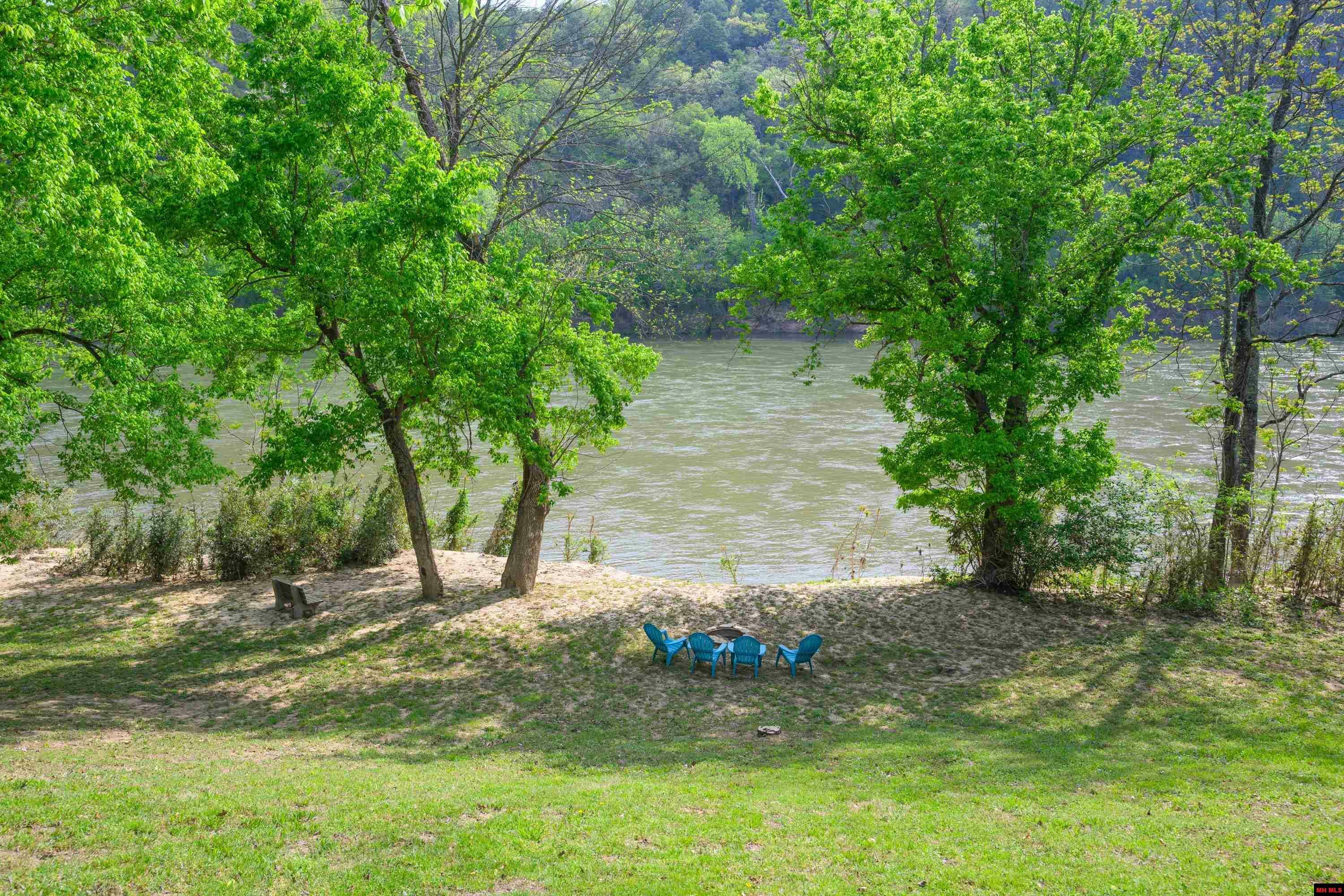 Property Photo:  349 McPhearson Terrace  AR 72658 