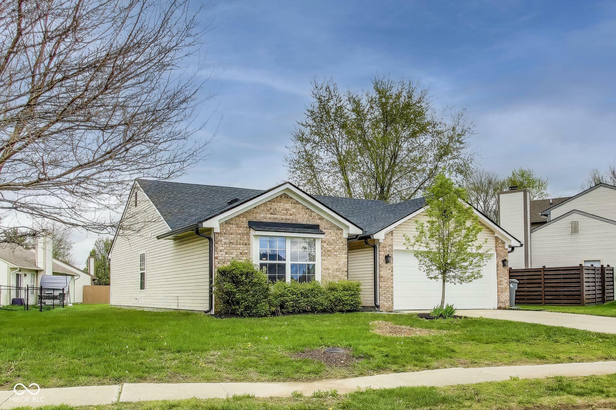 Property Photo: 6218 Churchman Way IN 46237