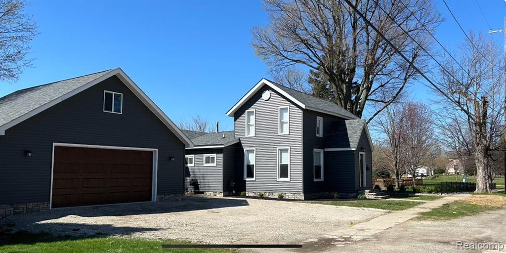 Property Photo: 412 E Ellen Street MI 48430 2121