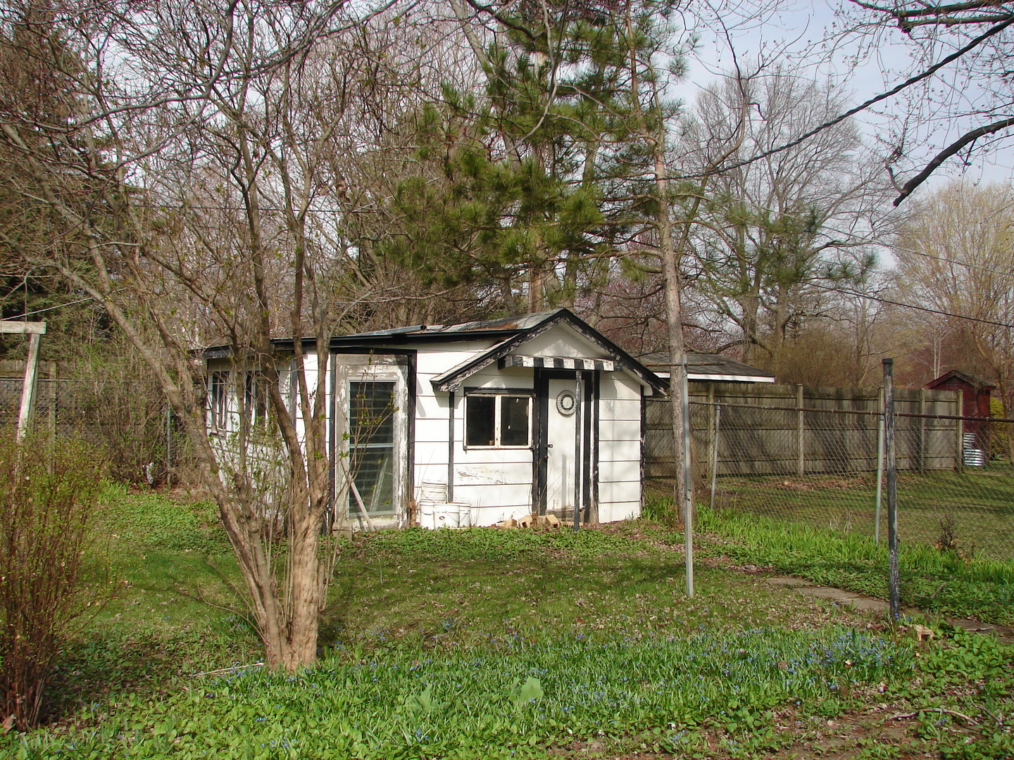 Property Photo: 522 Russell Avenue IL 60096