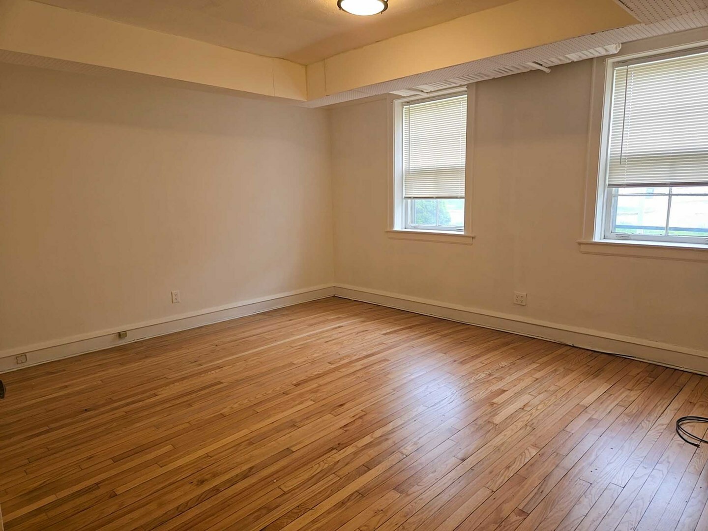 Property Photo: 6028 N Francisco Avenue IL 60659