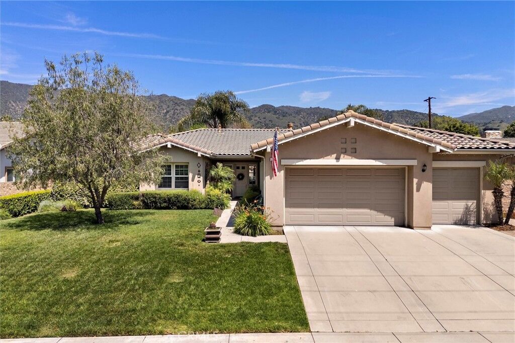 Property Photo:  733 E Leadora Avenue  CA 91741 