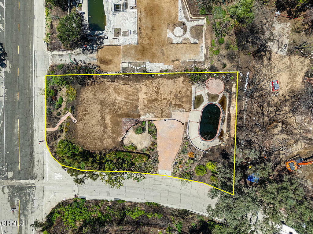 Property Photo: 1695 E Loma Alta Drive CA 91001