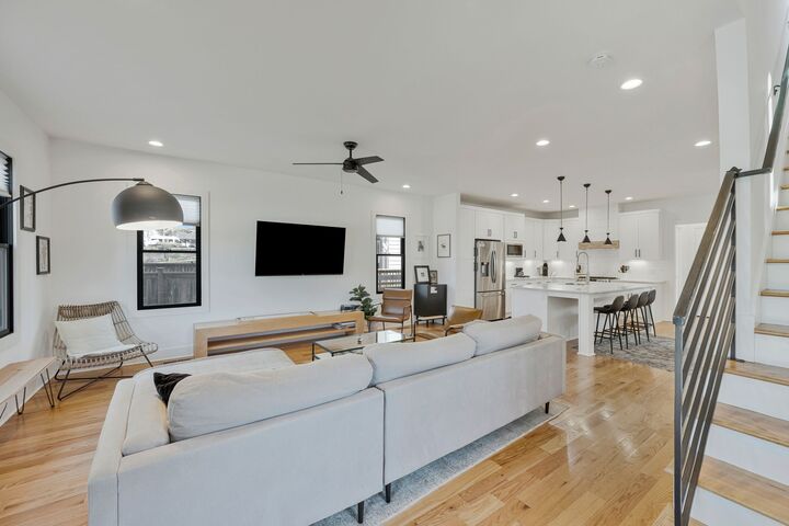 Property Photo:  45 Wharf Ave  TN 37210 