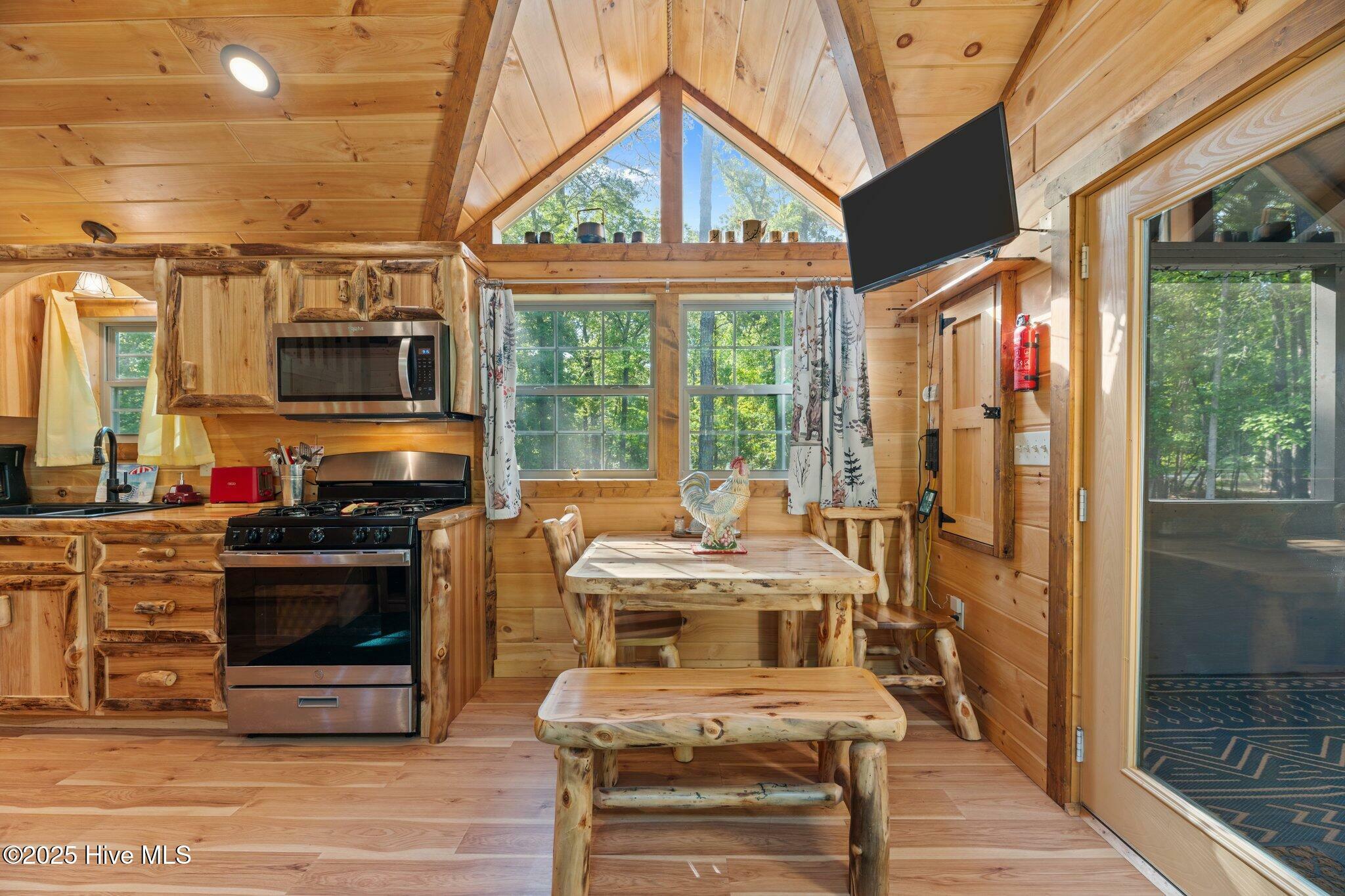 Property Photo: 280 Charlie Road NC 28510