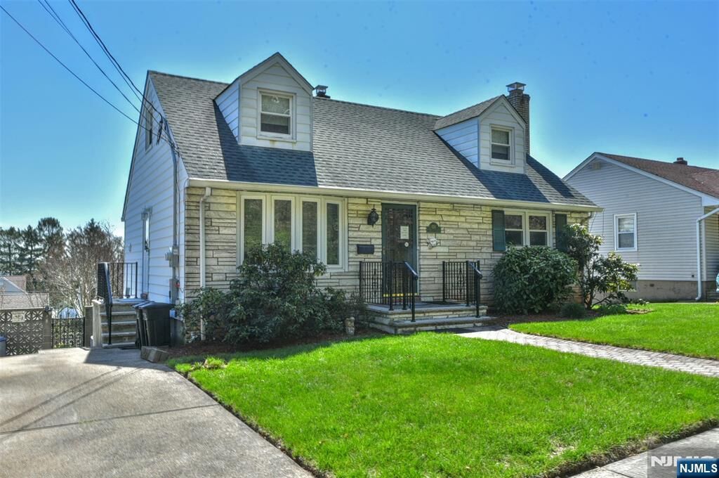 Property Photo: 124 Burr NJ 07604