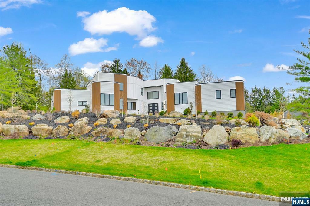 Property Photo: 87 S Chestnut Street NJ 07039