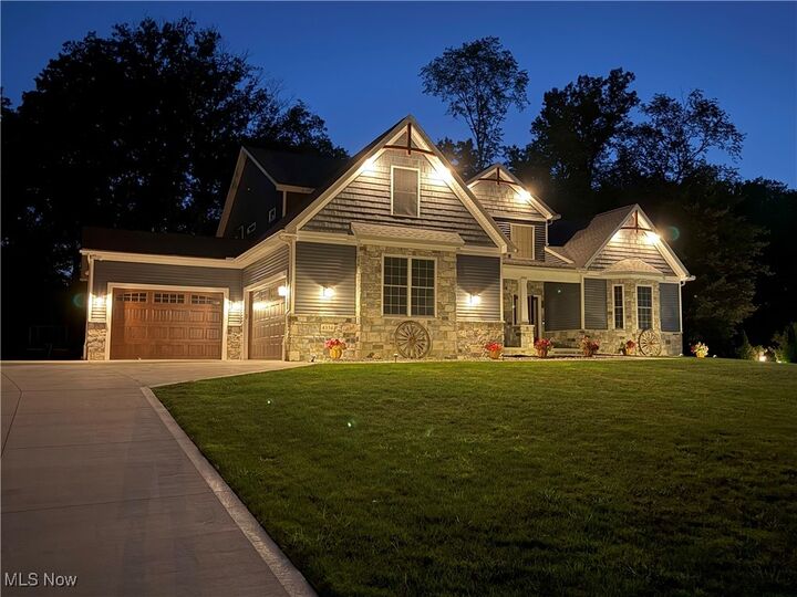 Property Photo: 4534 Glen Eagle Drive OH 44141