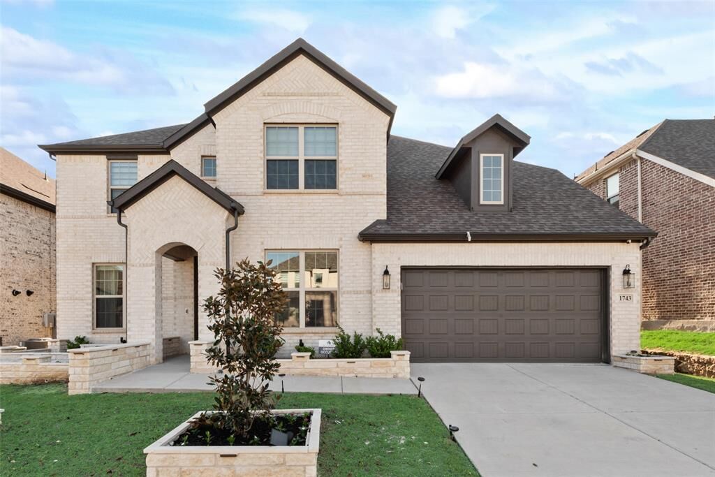 Property Photo: 1743 Pecos Drive TX 75009