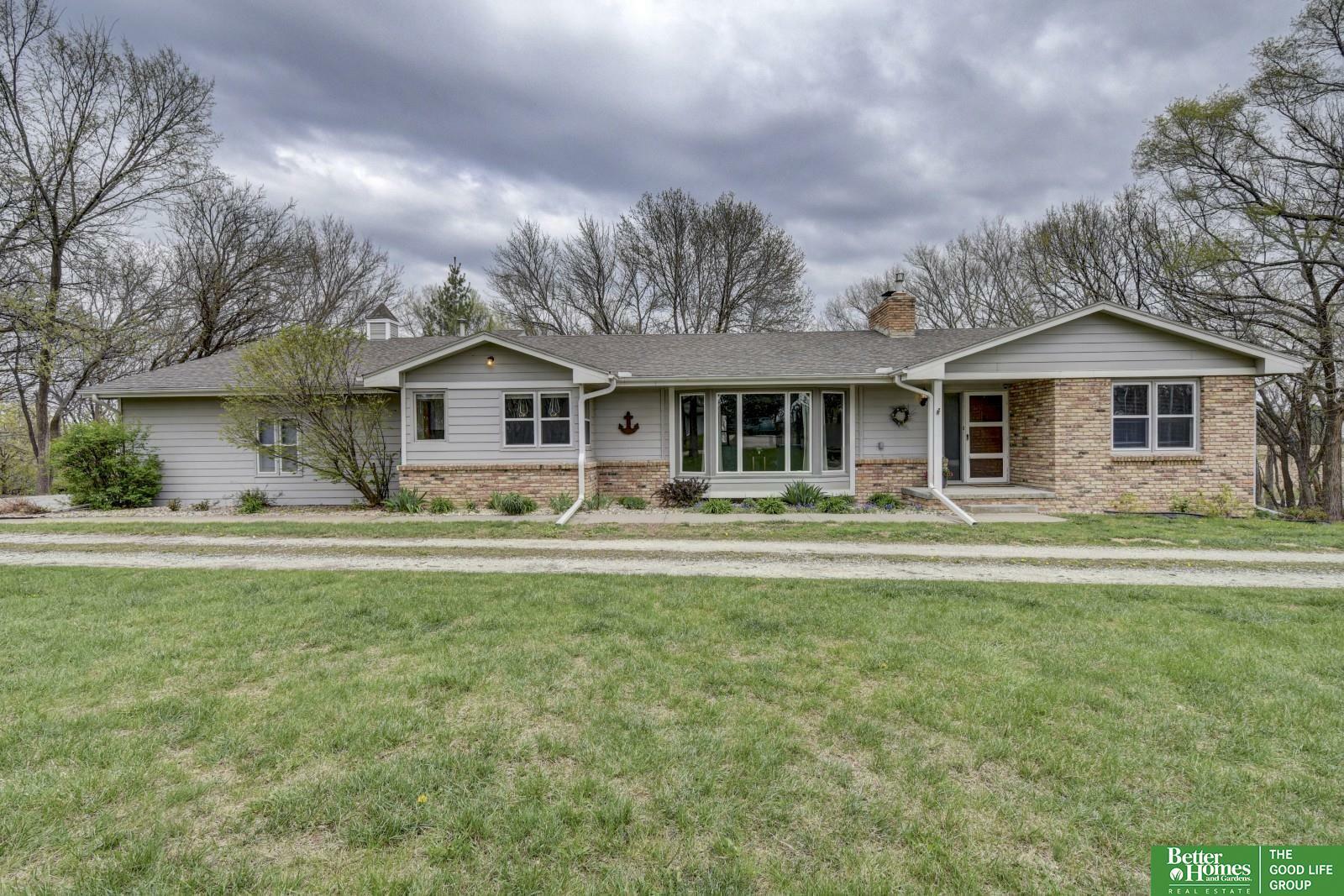 Property Photo: 10032 Kings Drive NE 68142
