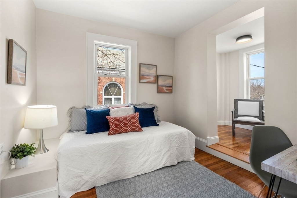 Property Photo: 202 Elm St. North 2 MA 02140