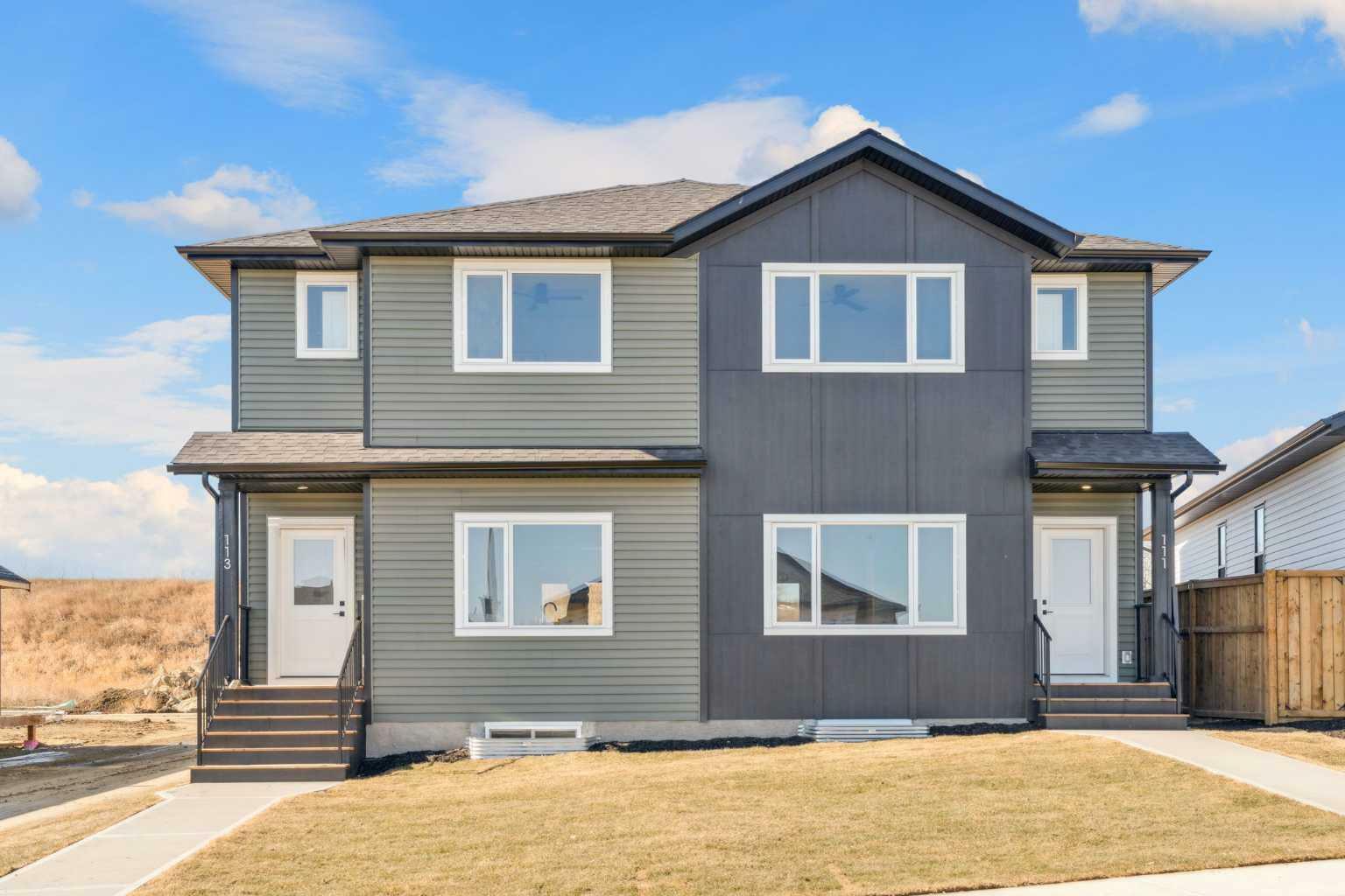 111 Gray Close  Sylvan Lake AB T4S 0W4 photo