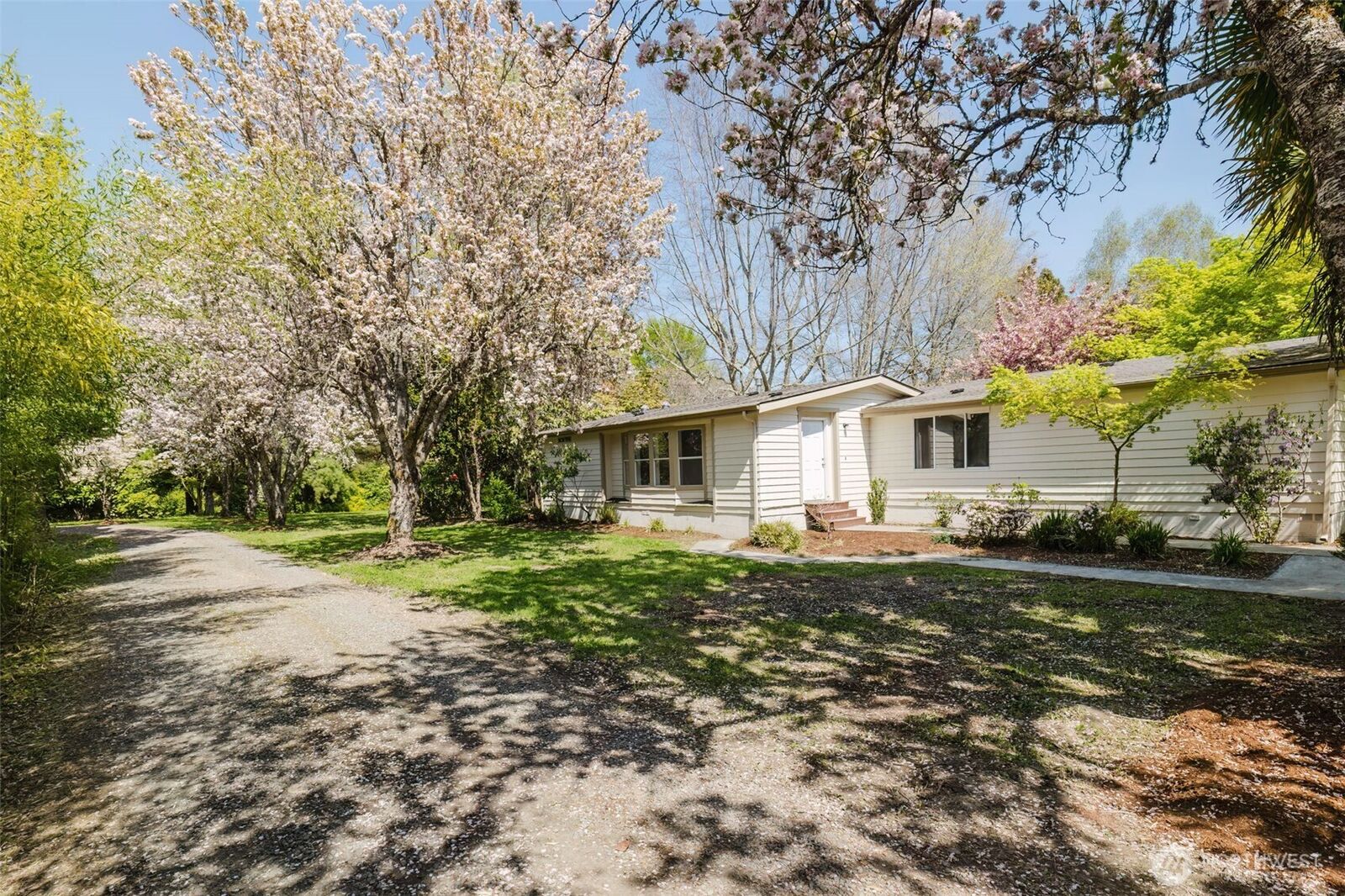 Property Photo:  105  Schoolhouse Road  WA 98320 