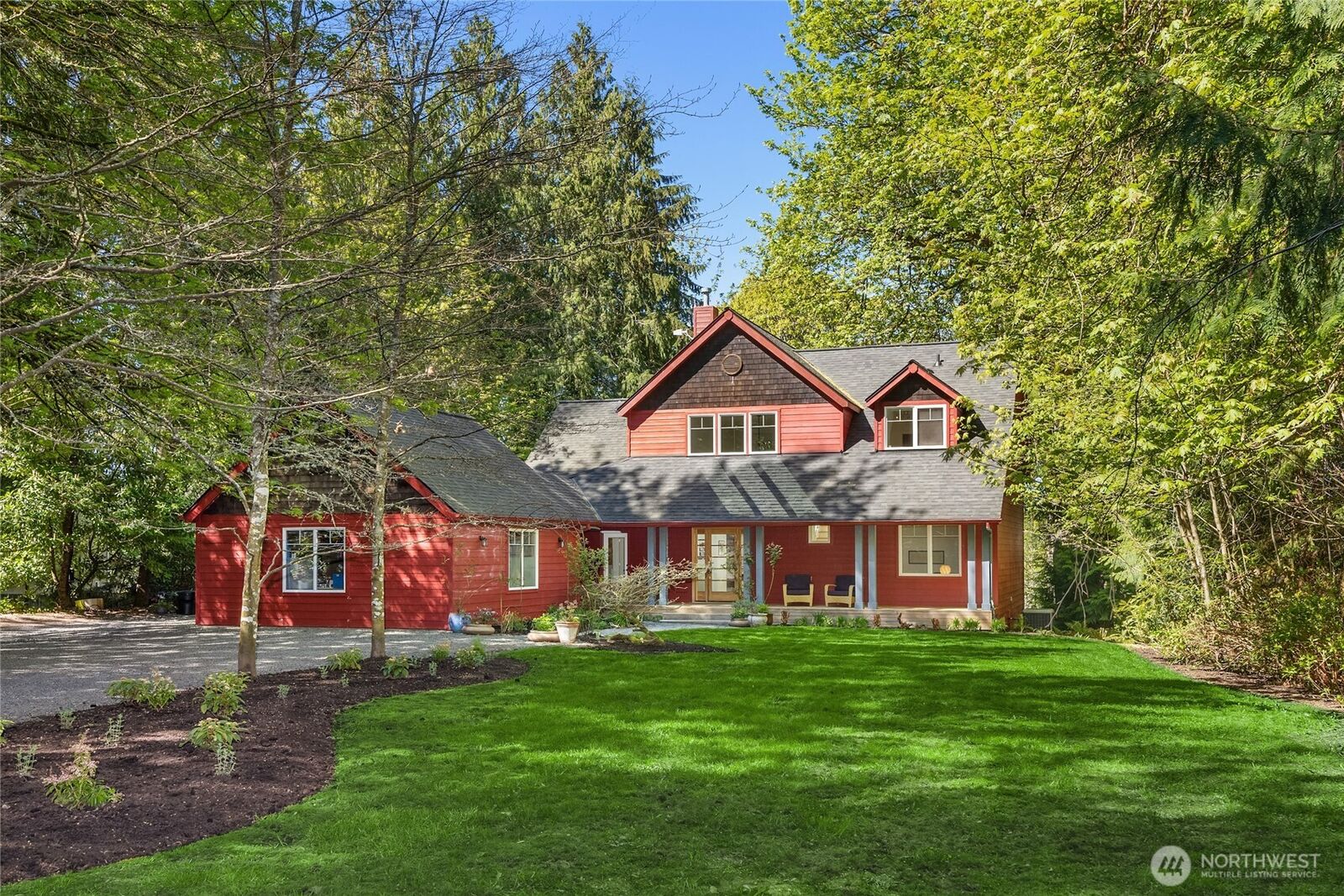 Property Photo: 8003 NE Hidden Cove Road WA 98110