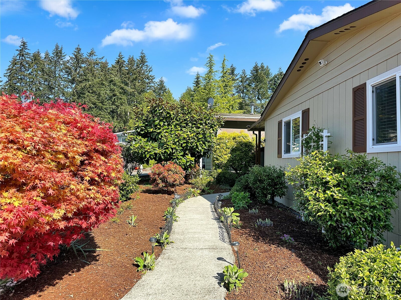 Property Photo: 2500 S 370th Street 54 WA 98003