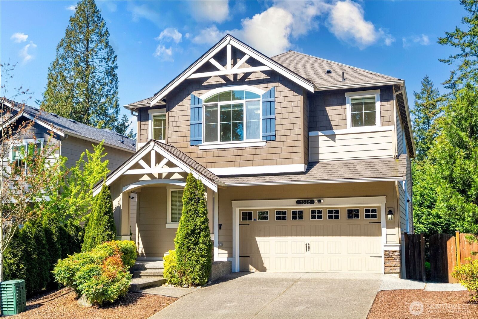 Property Photo: 7522 NE 166th Street WA 98028