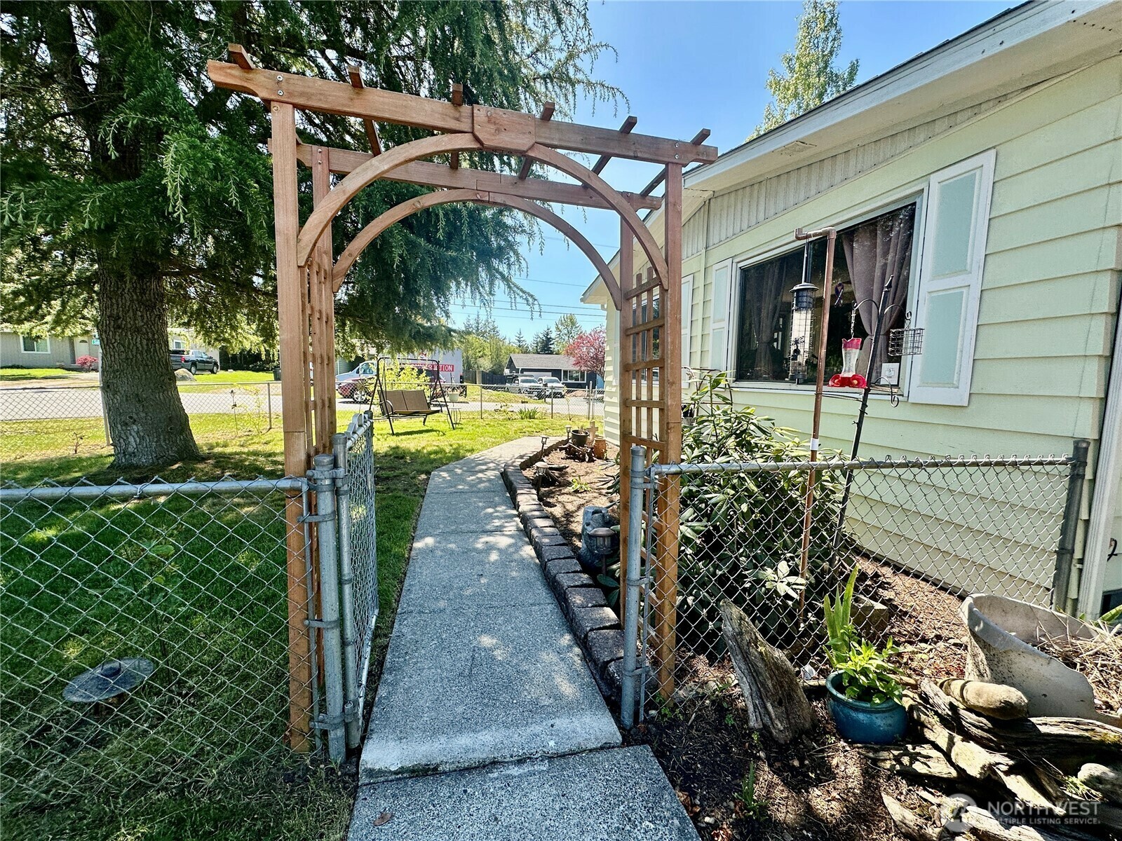 Property Photo: 4317 Hamilton Drive WA 98277