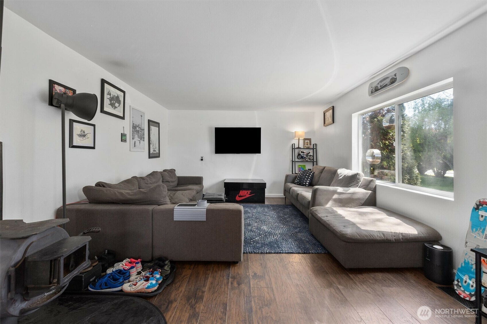 Property Photo: 2109 124th Street SE WA 98208