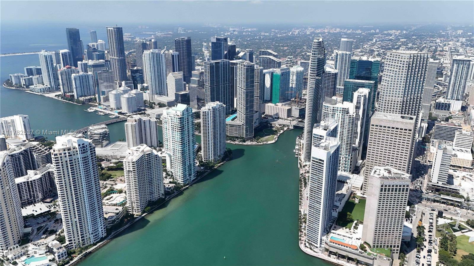 Property Photo: 335 S Biscayne Blvd 2003 FL 33131