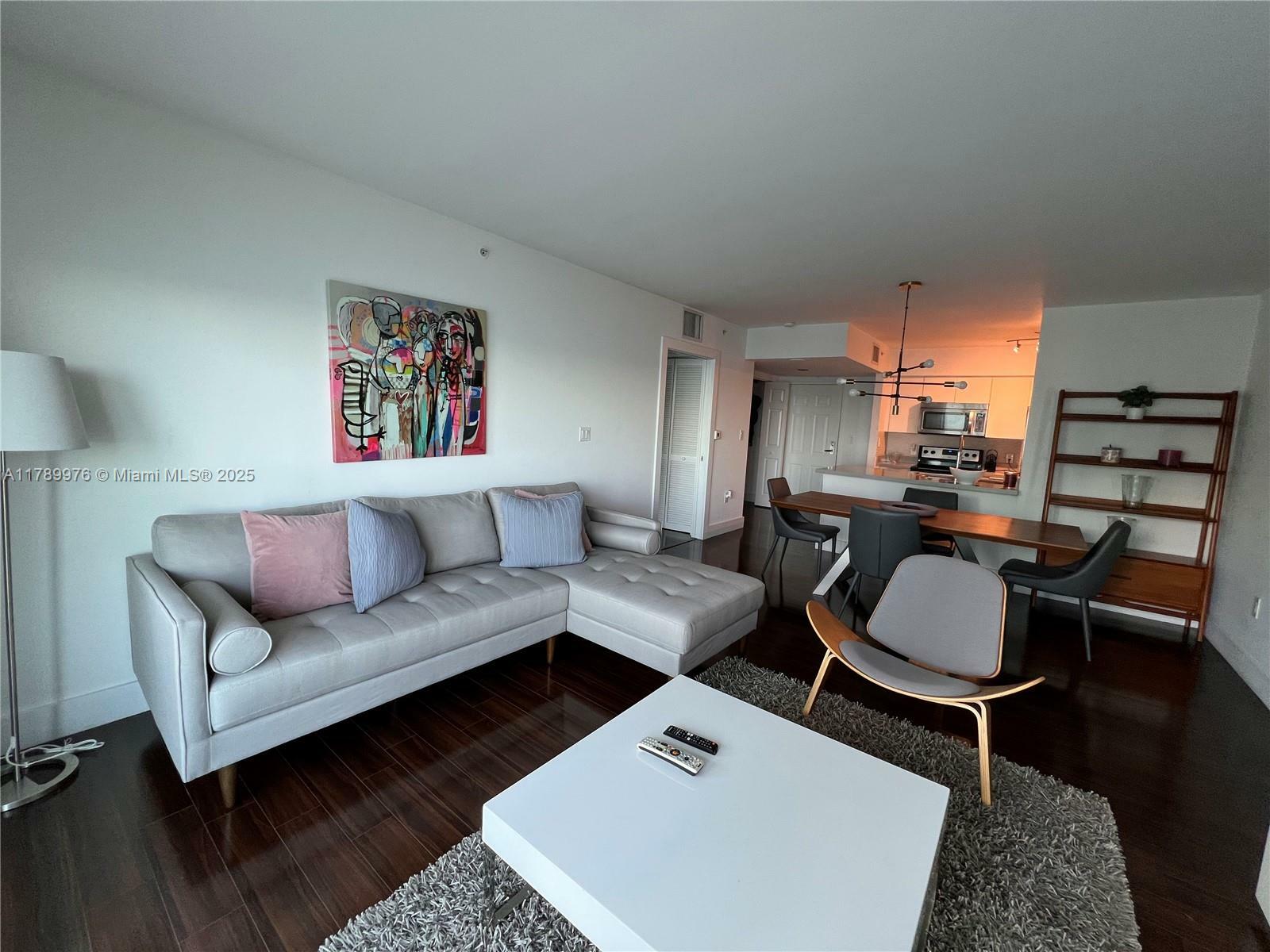 Property Photo: 1155 Brickell Bay Dr 1707 FL 33131
