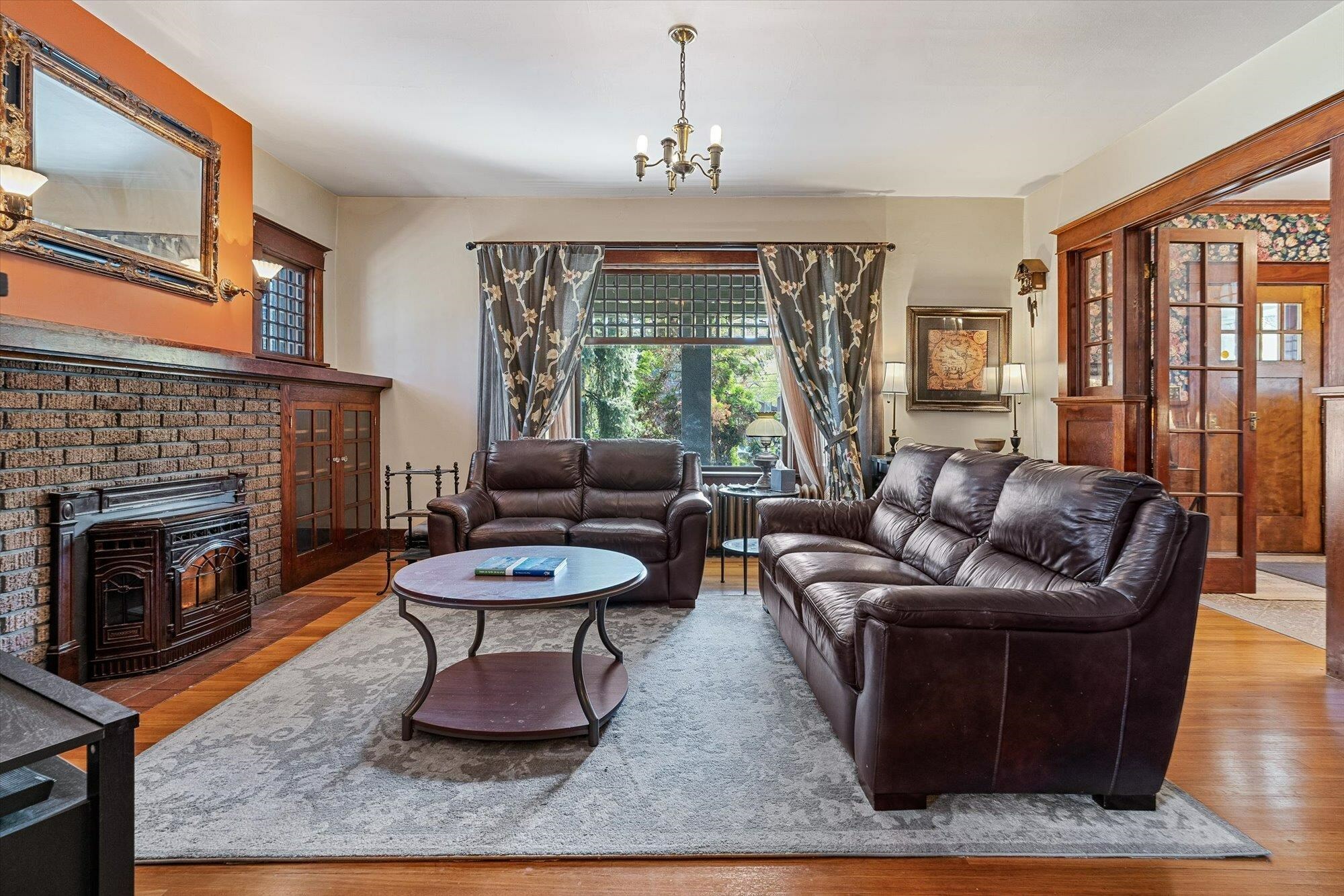 Property Photo: 1106 S Freya St WA 99202