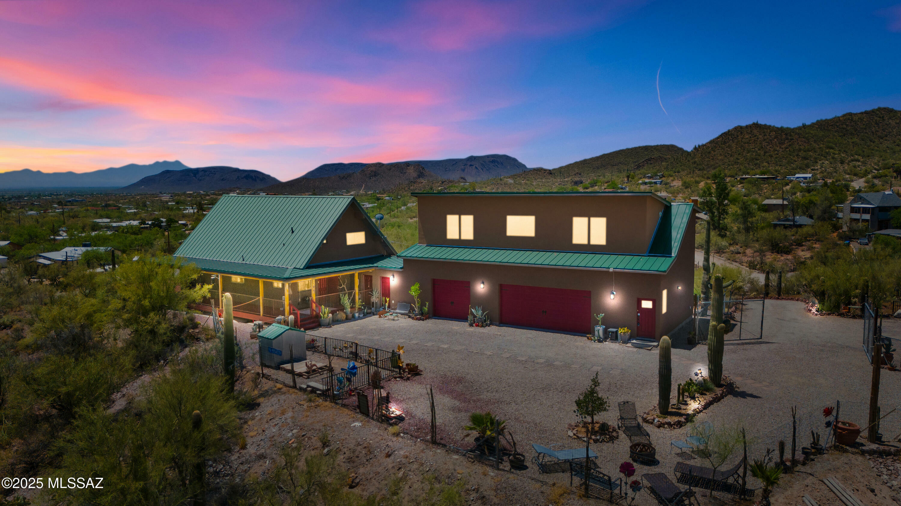 Property Photo: 4176 W Drexel Road AZ 85746