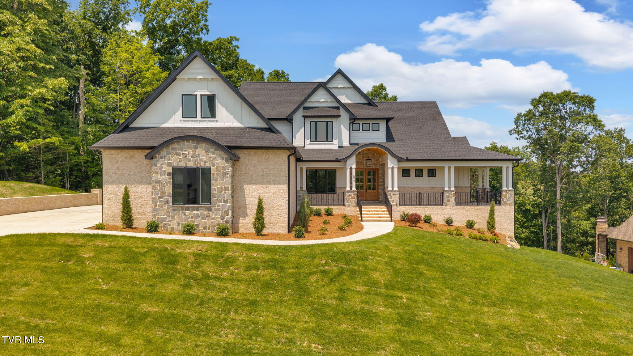 Property Photo:  1093 Hawk Nest Court Court  TN 37659 