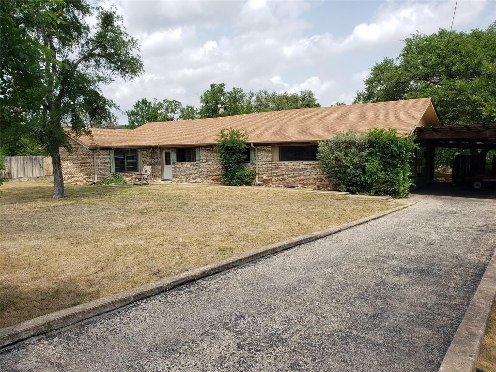Property Photo: 20100 Siesta Shores Drive TX 78669