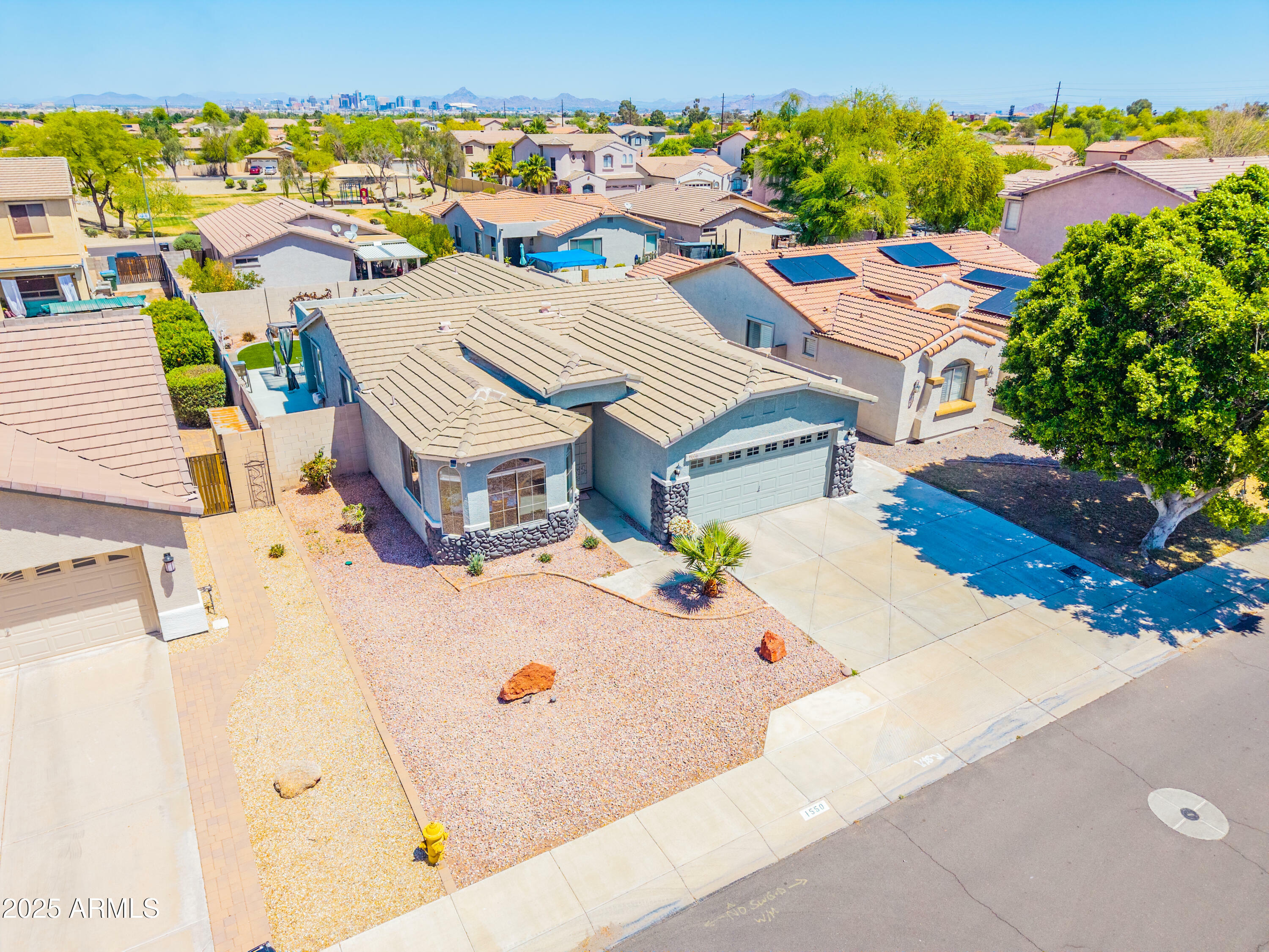 1550 W Saint Kateri Drive  Phoenix AZ 85041 photo