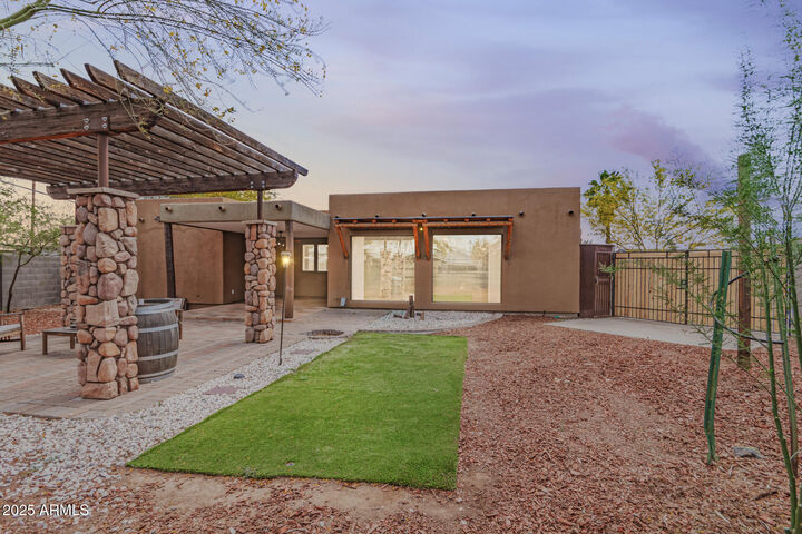 Property Photo: 7726 E Kimsey Lane AZ 85257