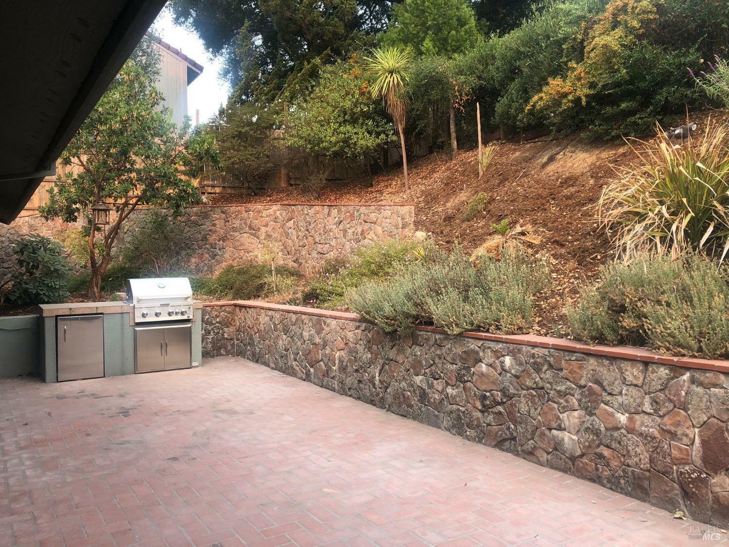 Property Photo:  1026 Sunset Drive  CA 95448 