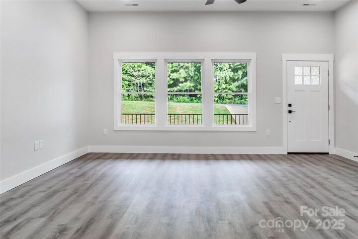 Property Photo: 5751 Selkirk Drive NC 28601