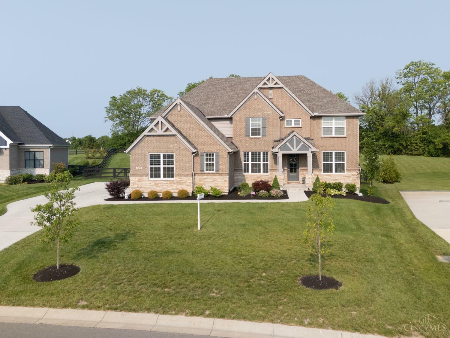 Property Photo: 6075 Northlake Court OH 45011