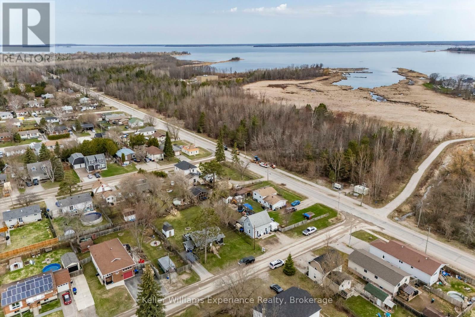 310 Davidson Street  Tay (Port McNicoll) ON L0K 1R0 photo