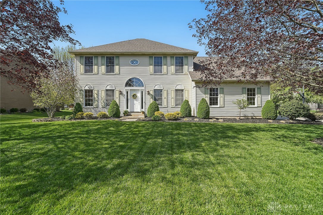 Property Photo:  1835 Thornwood Court  OH 45373 