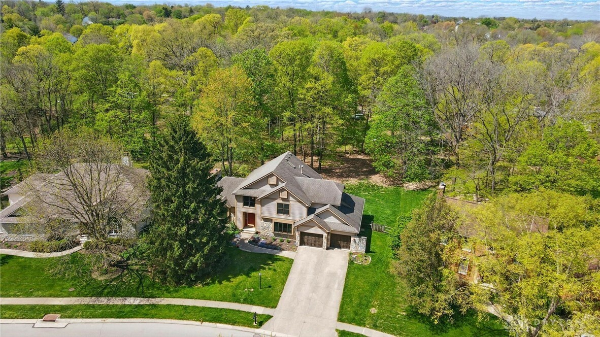 Property Photo: 6761 Penridge Drive OH 45459