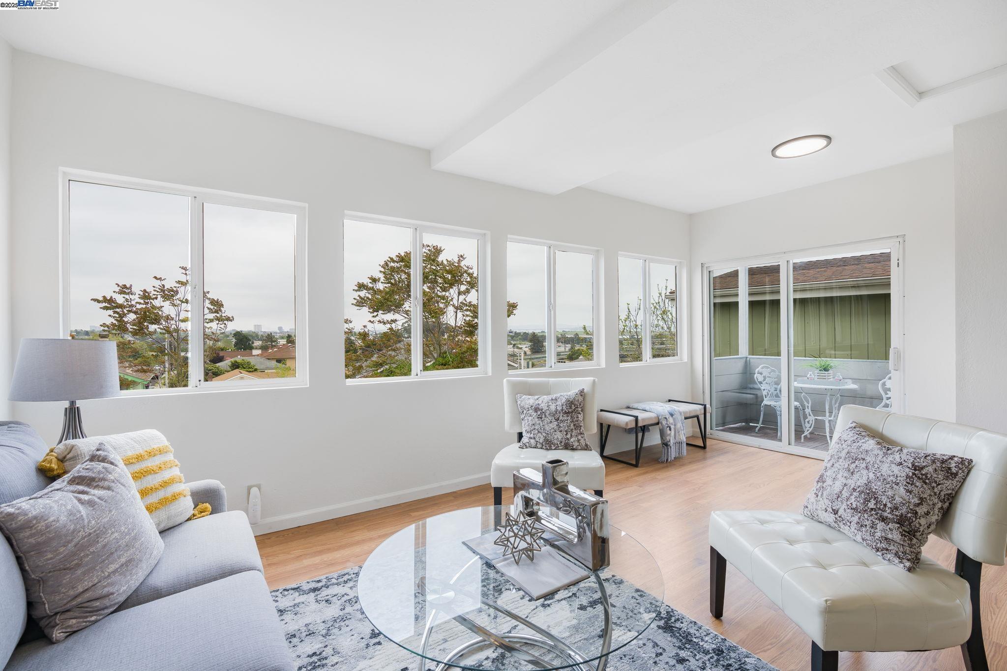 812 Washington Ave  Albany CA 94706 photo