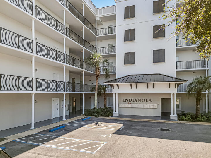 Property Photo:  113 SE Brooks Street 106  FL 32548 