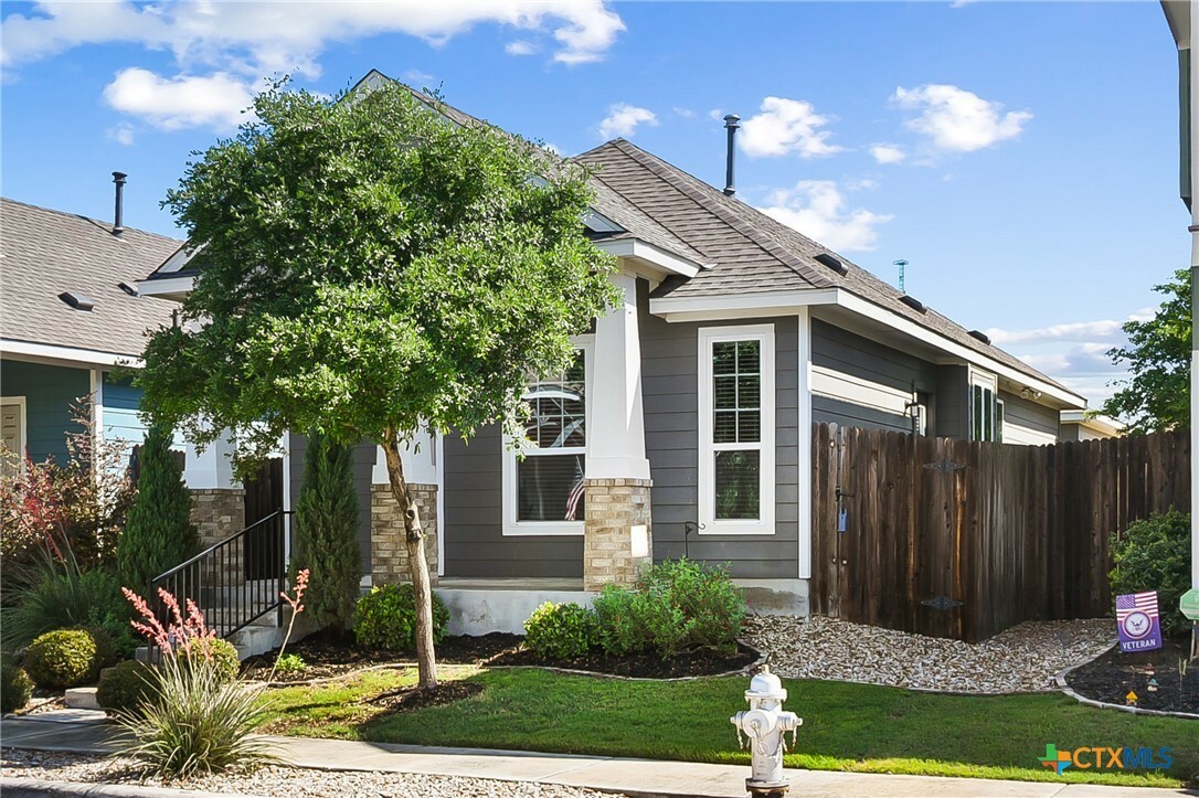 Property Photo:  1038 Sand Post Place  TX 78666 