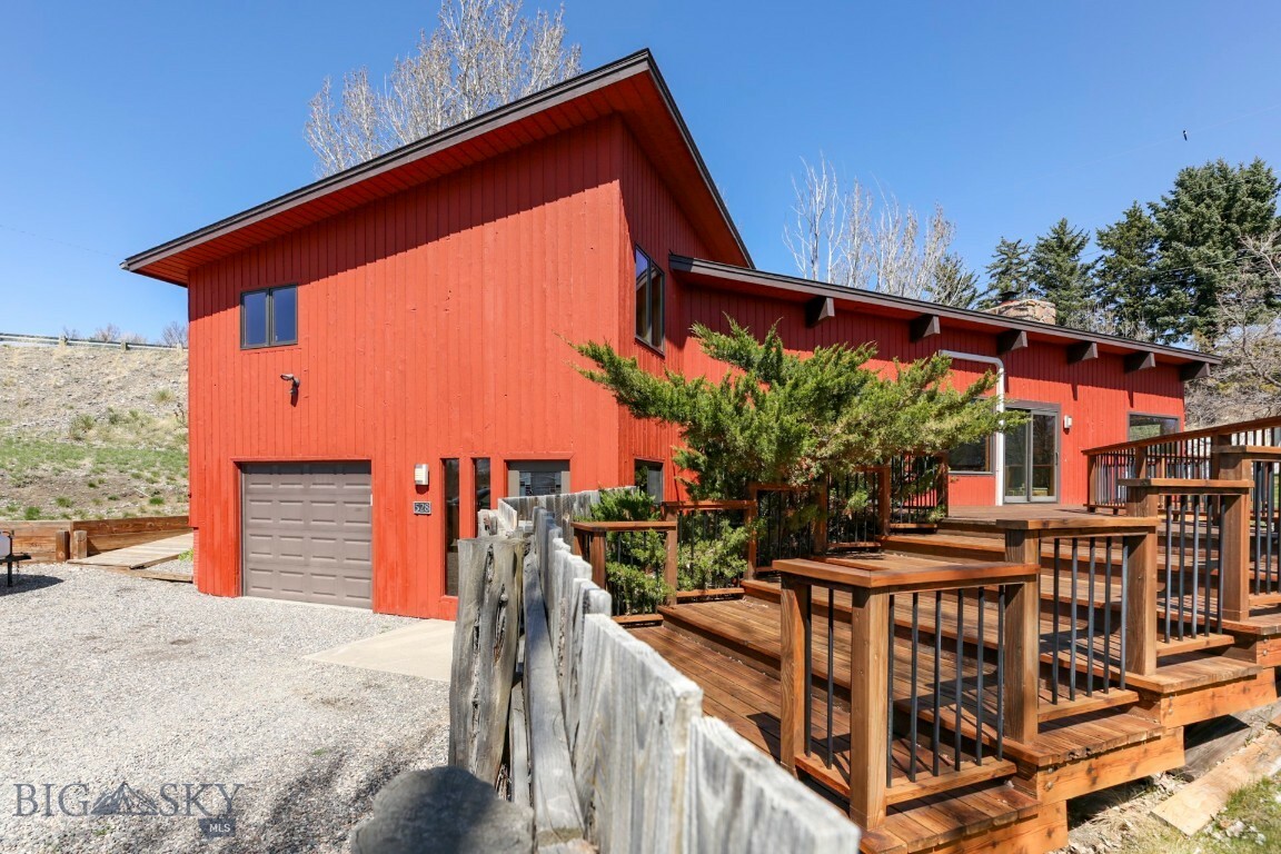 Property Photo: 528 N Yellowstone Street MT 59047