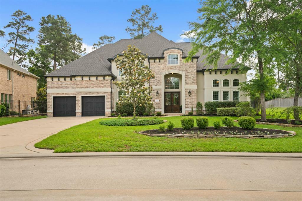 Property Photo: 103 N Curly Willow Circle TX 77375