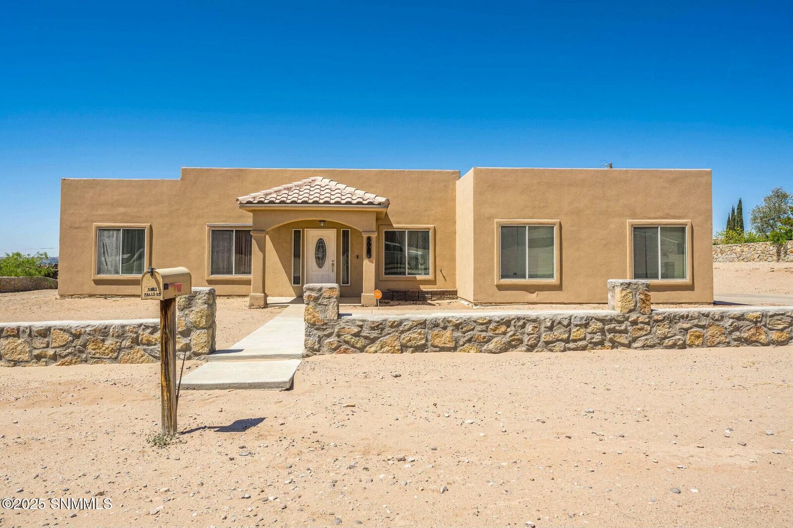 Property Photo:  5083 Ralls Road  NM 88012 