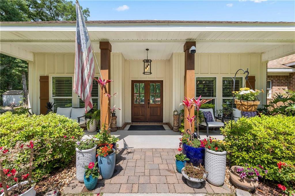 Property Photo: 7252 Bay Road AL 36605